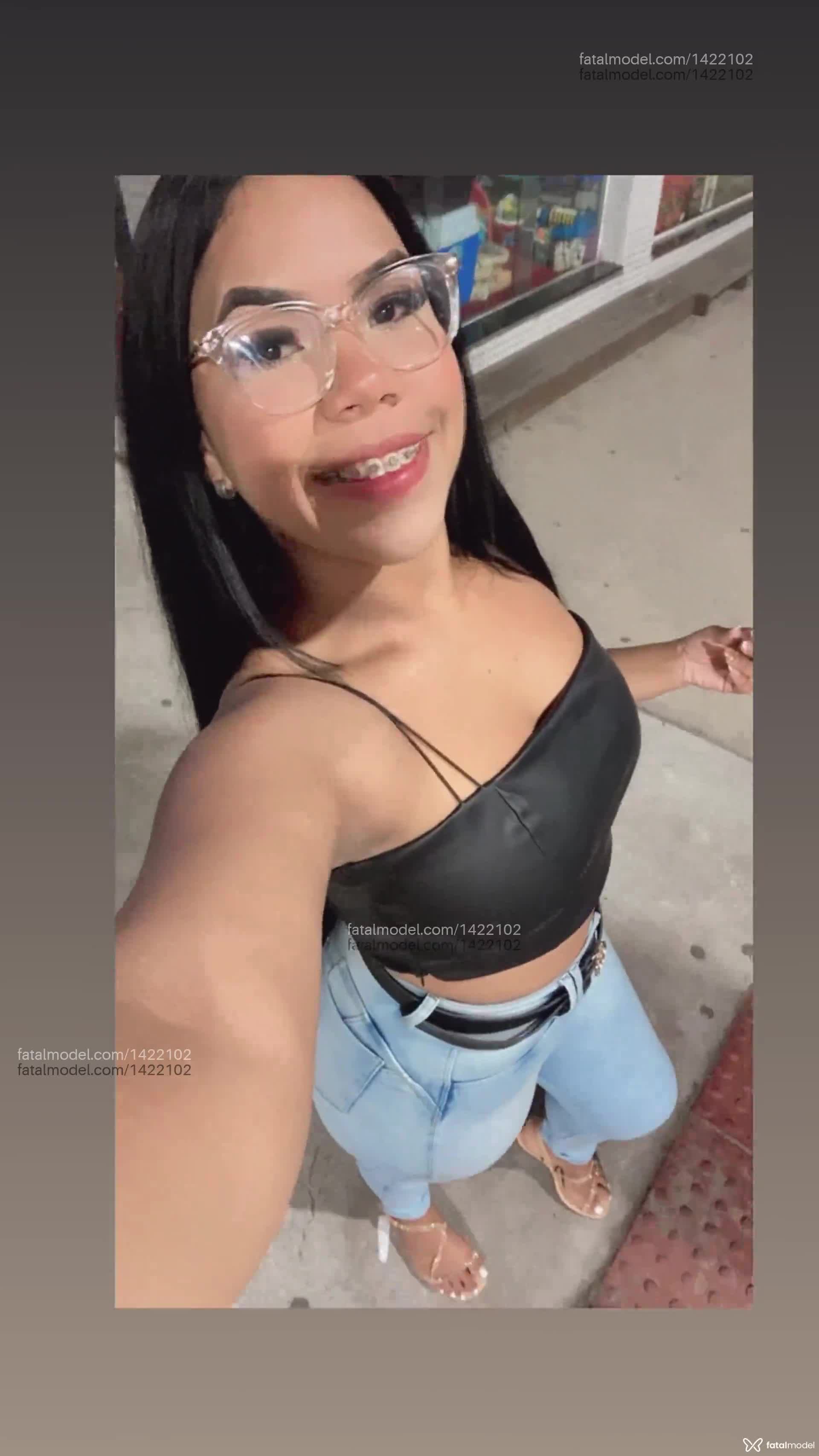 Acompanhante mulher morena (o) de olhos castanhos em Balneário Camboriú - Laura