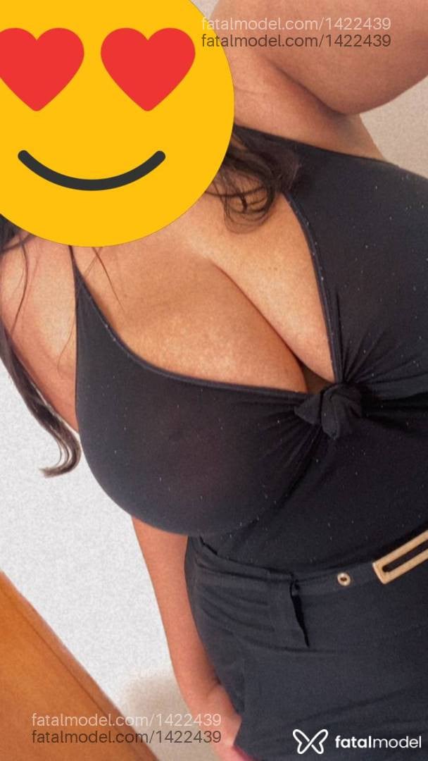 Acompanhante mulher com cabelo castanho de olhos castanhos - Alice Souza