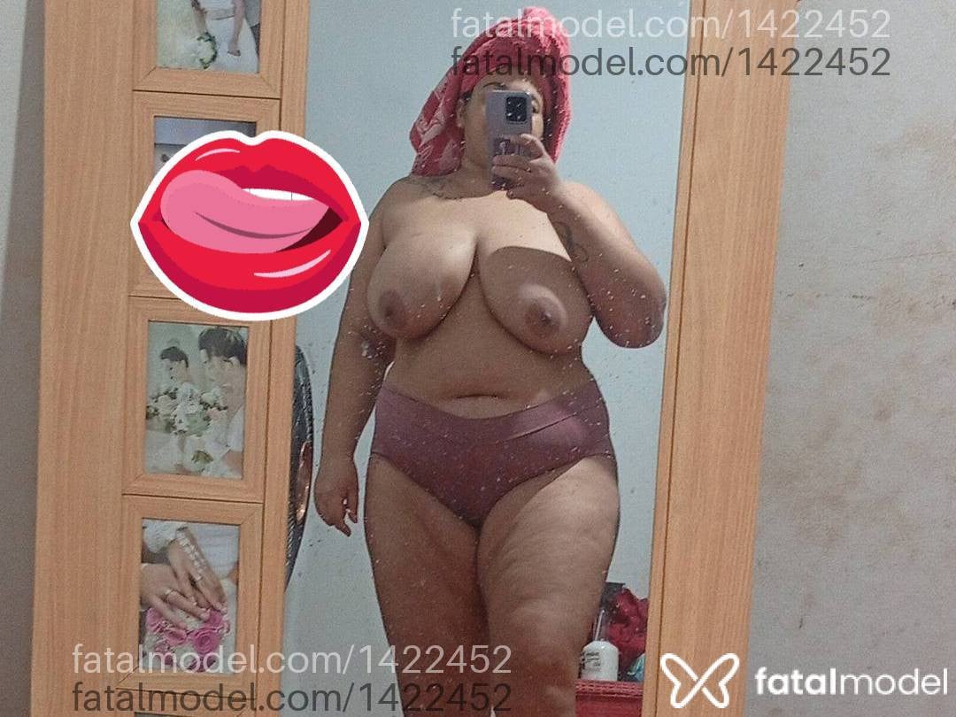 Acompanhante mulher com cabelo castanho de olhos castanhos em Rio Verde - Polliana