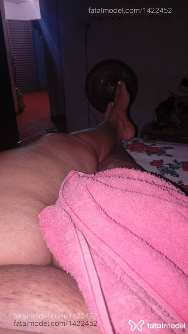 Acompanhante mulher com cabelo castanho de olhos castanhos - Polliana