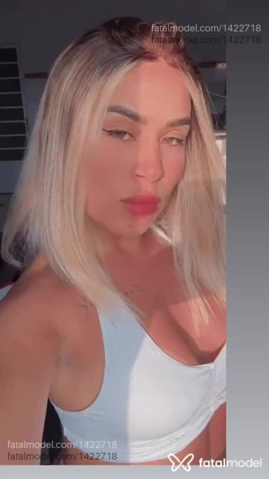 Acompanhante mulher loira (o) de olhos verdes em Jaboticabal - Majju