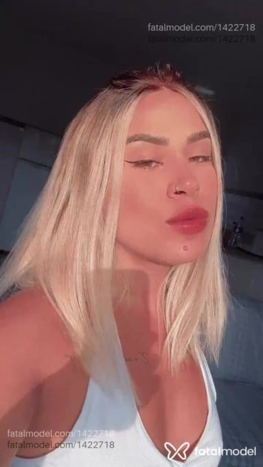 Acompanhante mulher loira (o) de olhos verdes em Jaboticabal - Majju