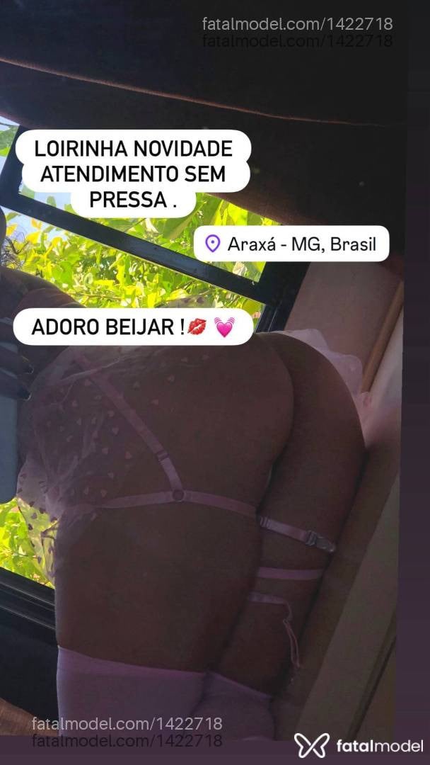 Acompanhante mulher loira (o) de olhos verdes - Novisca