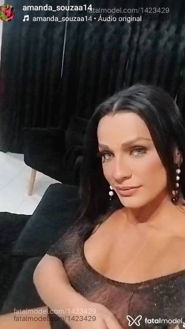 Acompanhante travesti com cabelo castanho de olhos castanhos em Apiúna Acompanhante travesti com cabelo castanho de olhos castanhos em Apiúna - Perola
