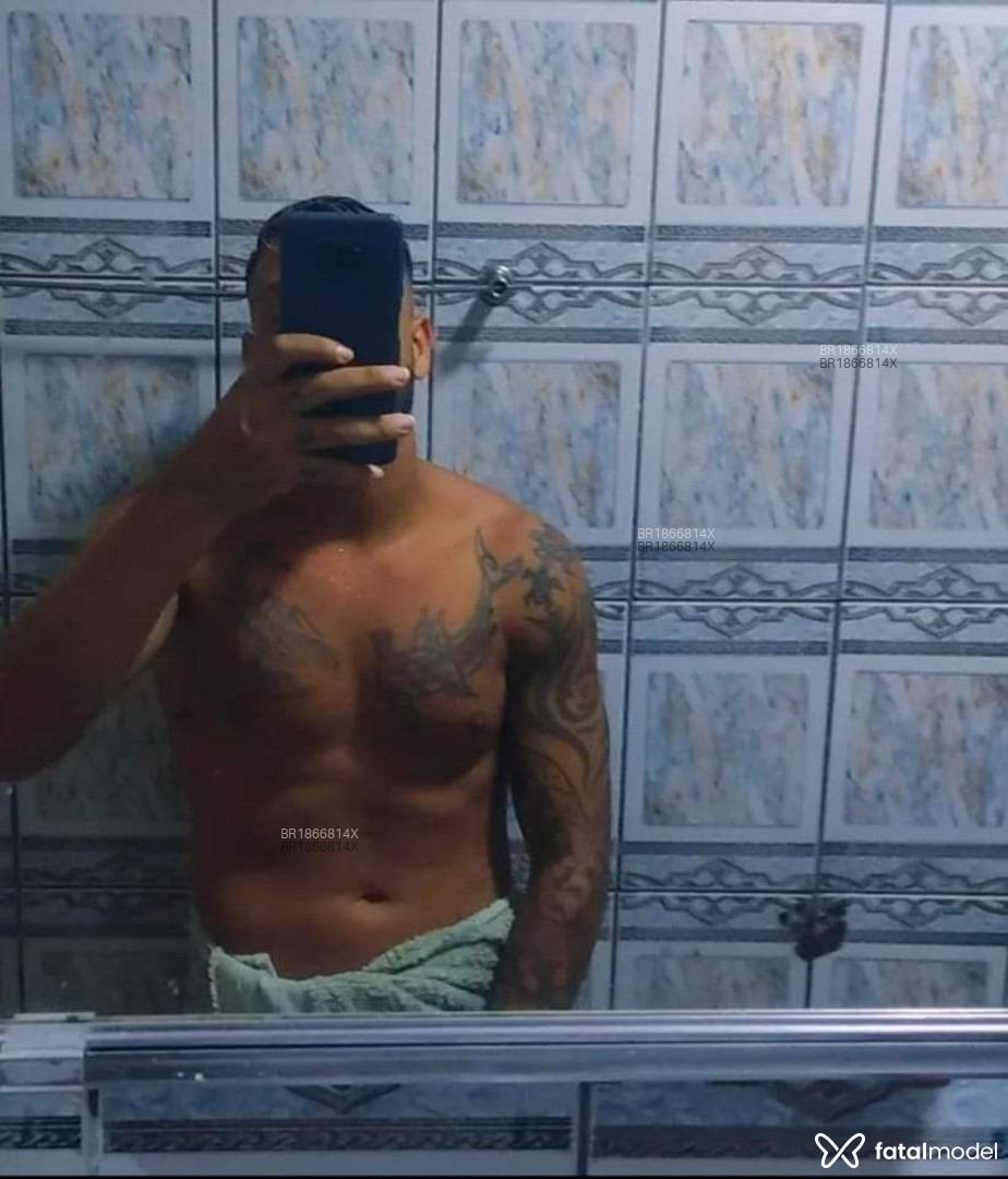 Acompanhante homem morena (o) de olhos mel em Duque de Caxias - Gomes