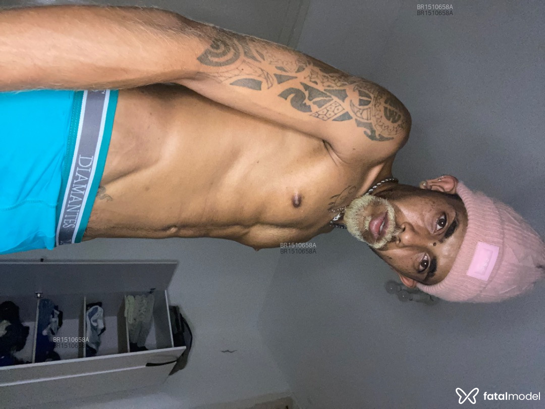 Acompanhante homem morena (o) de olhos mel em Porto Alegre - Thallys José