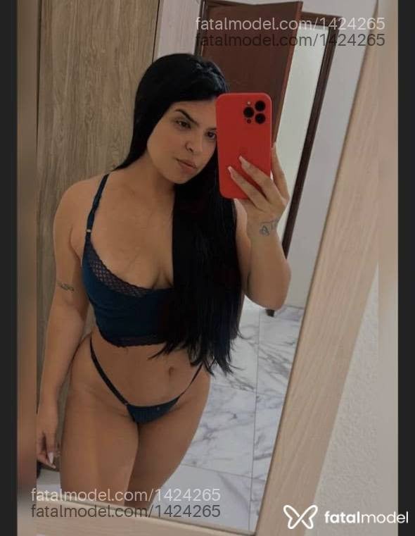 Acompanhante mulher morena (o) de olhos castanhos - Laura Bitencount