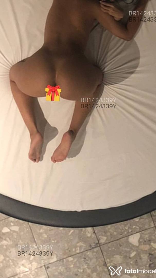 Acompanhante mulher morena (o) de olhos castanhos em Salvador - Luísa