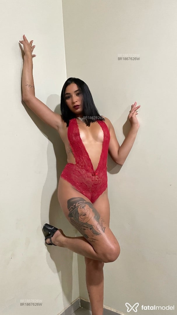 Acompanhante mulher morena (o) de olhos pretos em Uberaba - Pandora