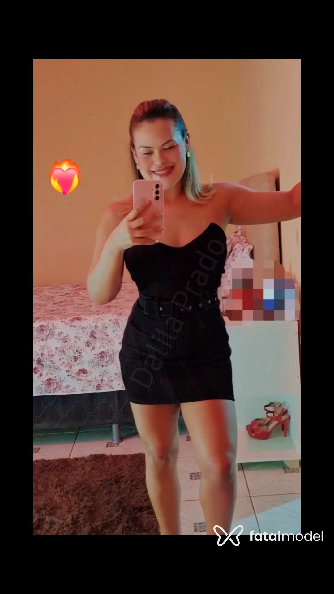 Acompanhante mulher loira (o) de olhos castanhos - Dalila Prado