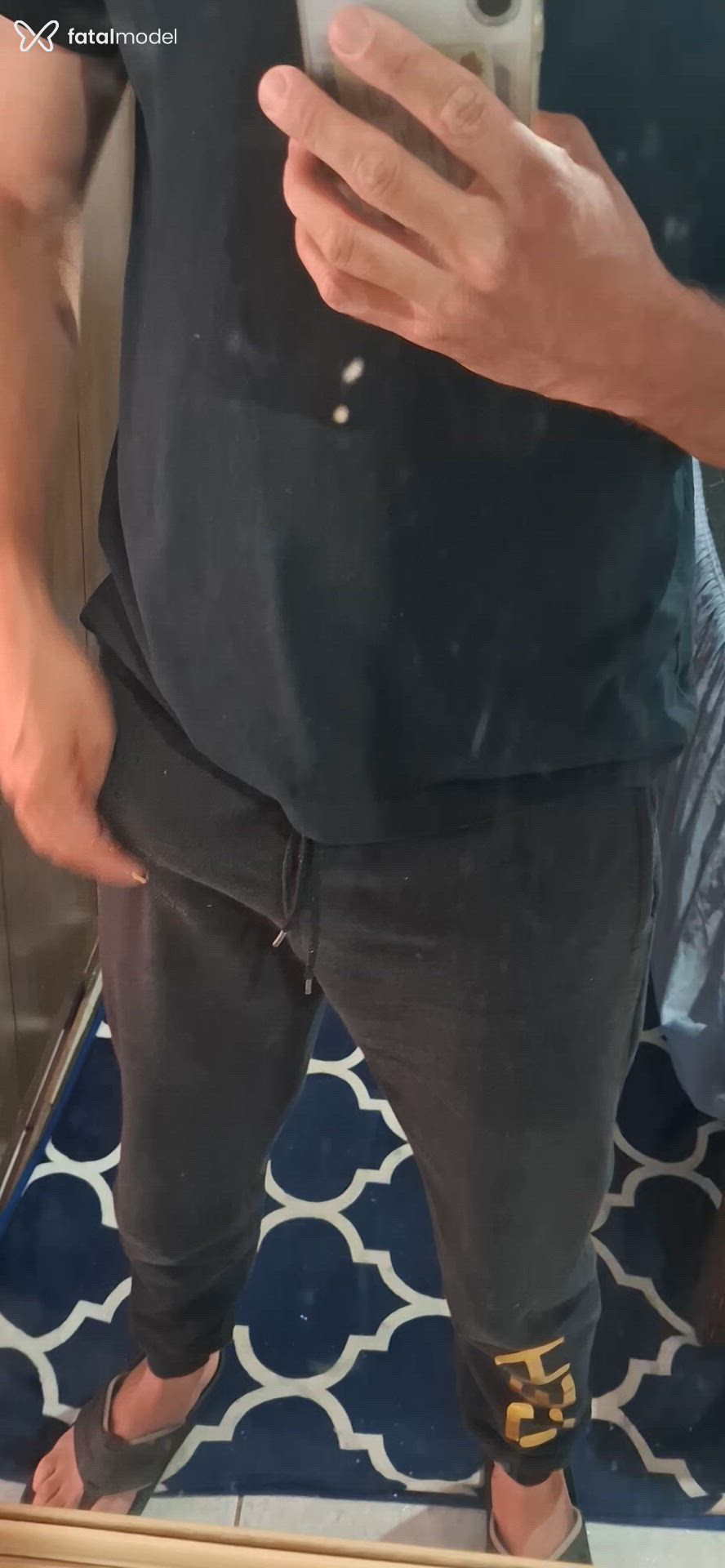 Acompanhante homem com cabelo castanho de olhos verdes em Pitangui Acompanhante homem com cabelo castanho de olhos verdes em Pitangui - Matheus Medina