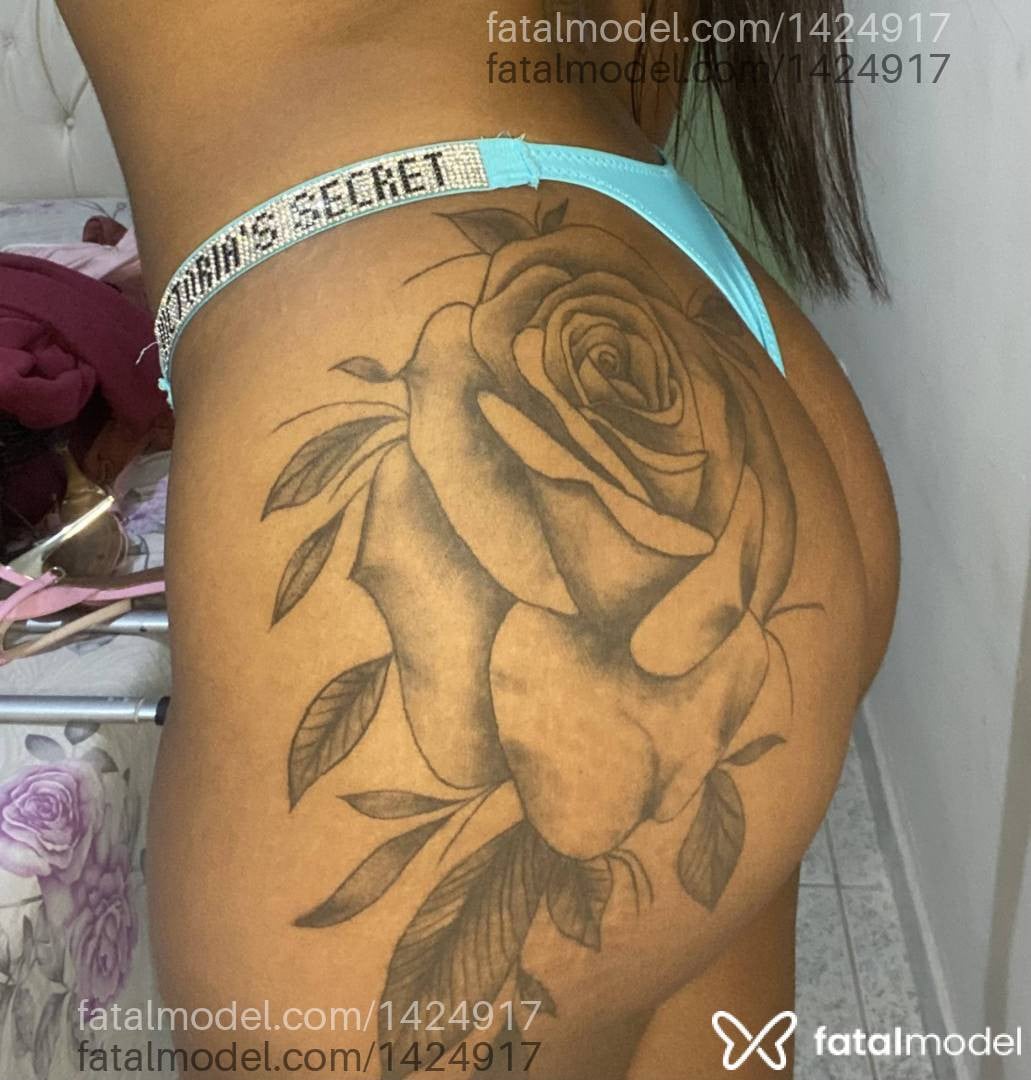 Acompanhante mulher morena (o) de olhos castanhos - Jessica