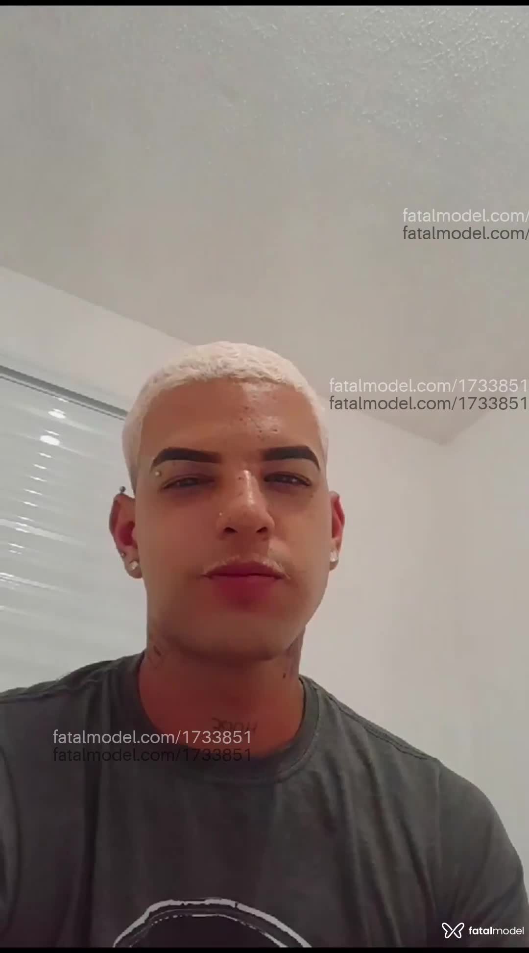 Acompanhante homem morena (o) de olhos castanhos em Ipatinga Acompanhante homem morena (o) de olhos castanhos em Ipatinga - Filipe