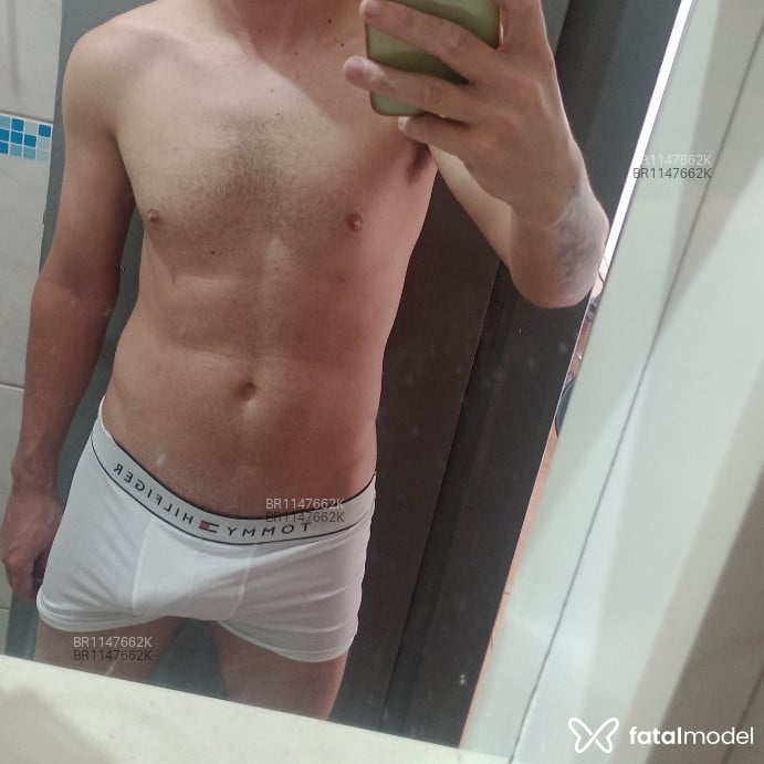 Acompanhante homem morena (o) de olhos castanhos em Campinas - Nodestino