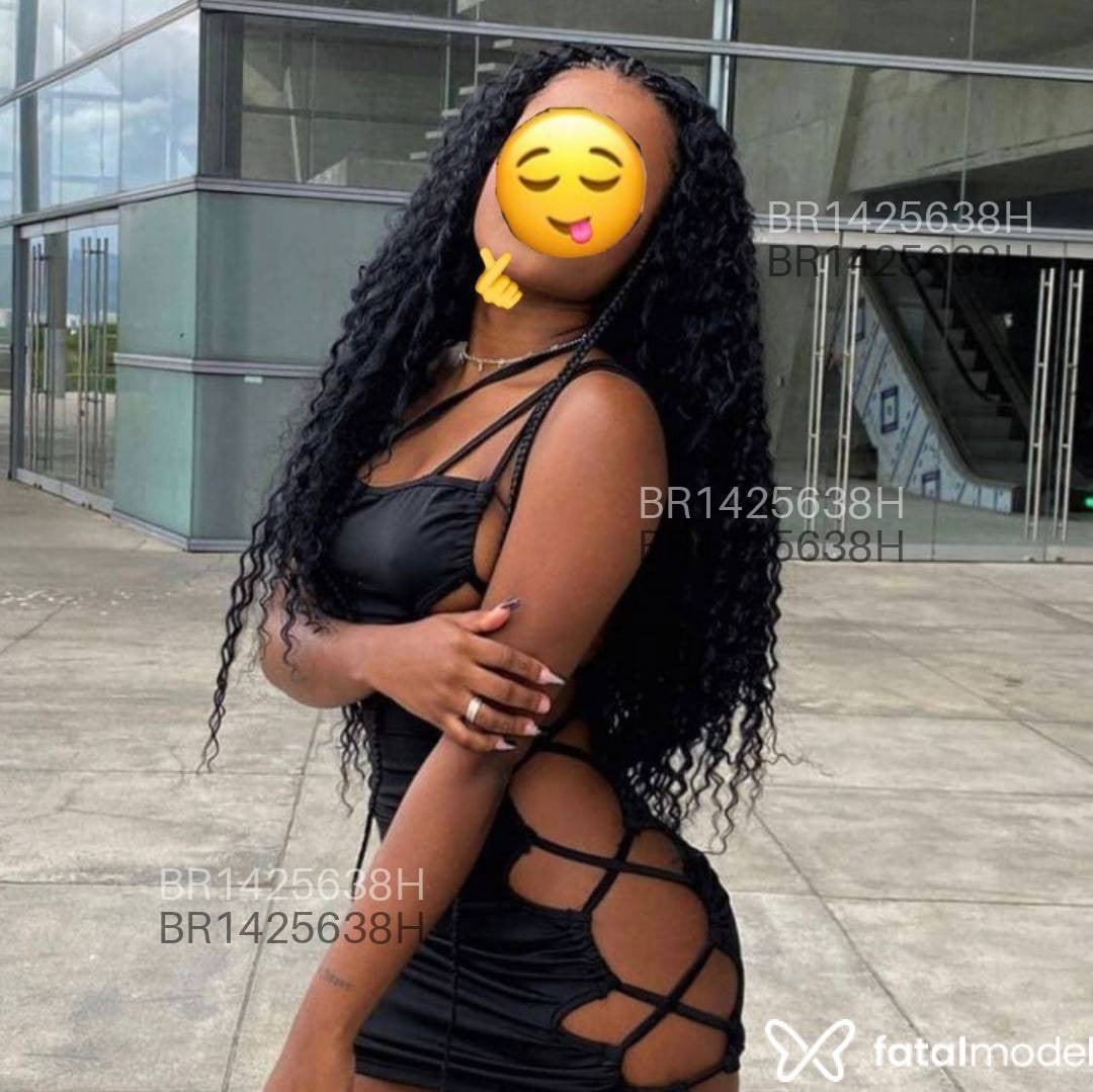 Acompanhante mulher morena (o) de olhos castanhos em Rio de Janeiro - Leonarda