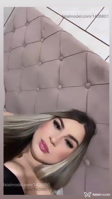 Acompanhante mulher loira (o) de olhos azuis em Porto Alegre - Lolla werneck