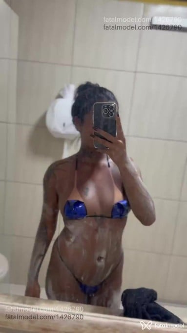 Acompanhante mulher com cabelo castanho de olhos castanhos em Ribeirão das Neves - Luara Vasconcelos