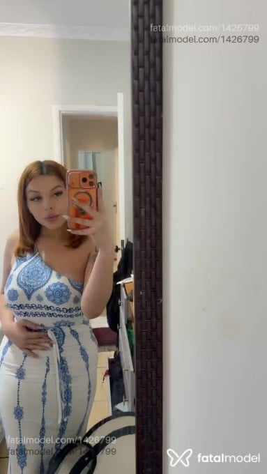 Acompanhante travesti loira (o) de olhos castanhos em Varginha - Luana Ísis