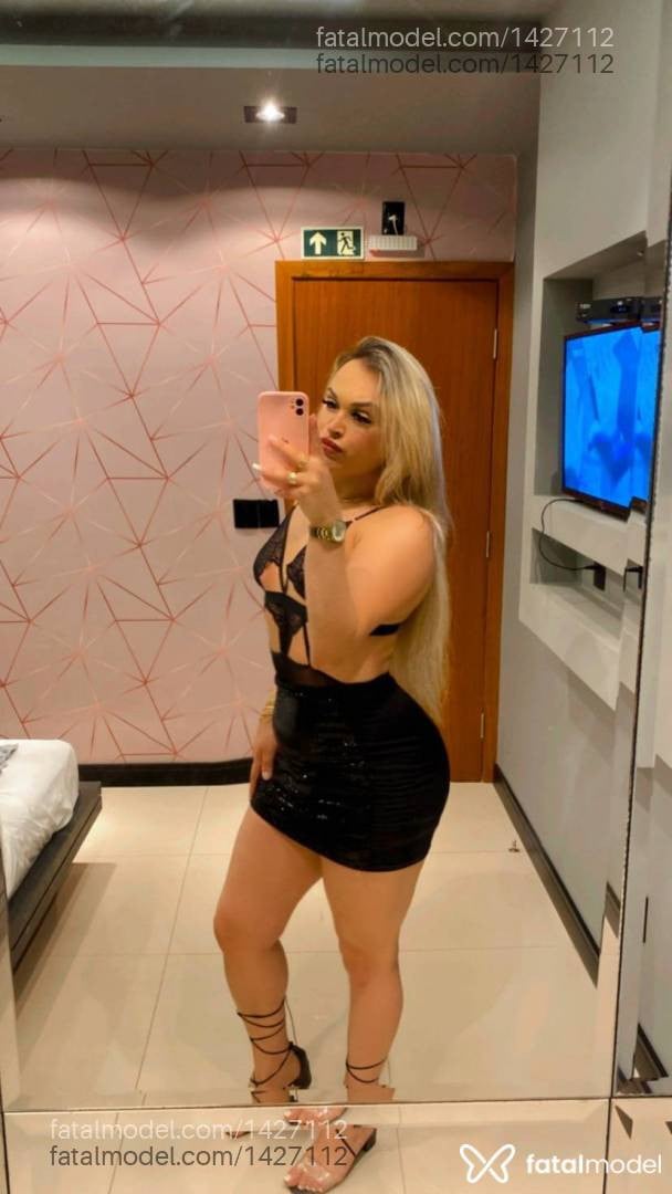 Acompanhante travesti loira (o) de olhos castanhos em Pelotas Acompanhante travesti loira (o) de olhos castanhos em Pelotas - Luiza