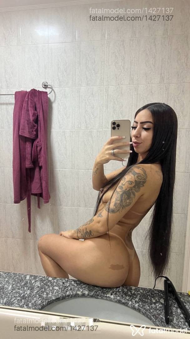 Acompanhante mulher morena (o) de olhos castanhos - Thaís Gouveia