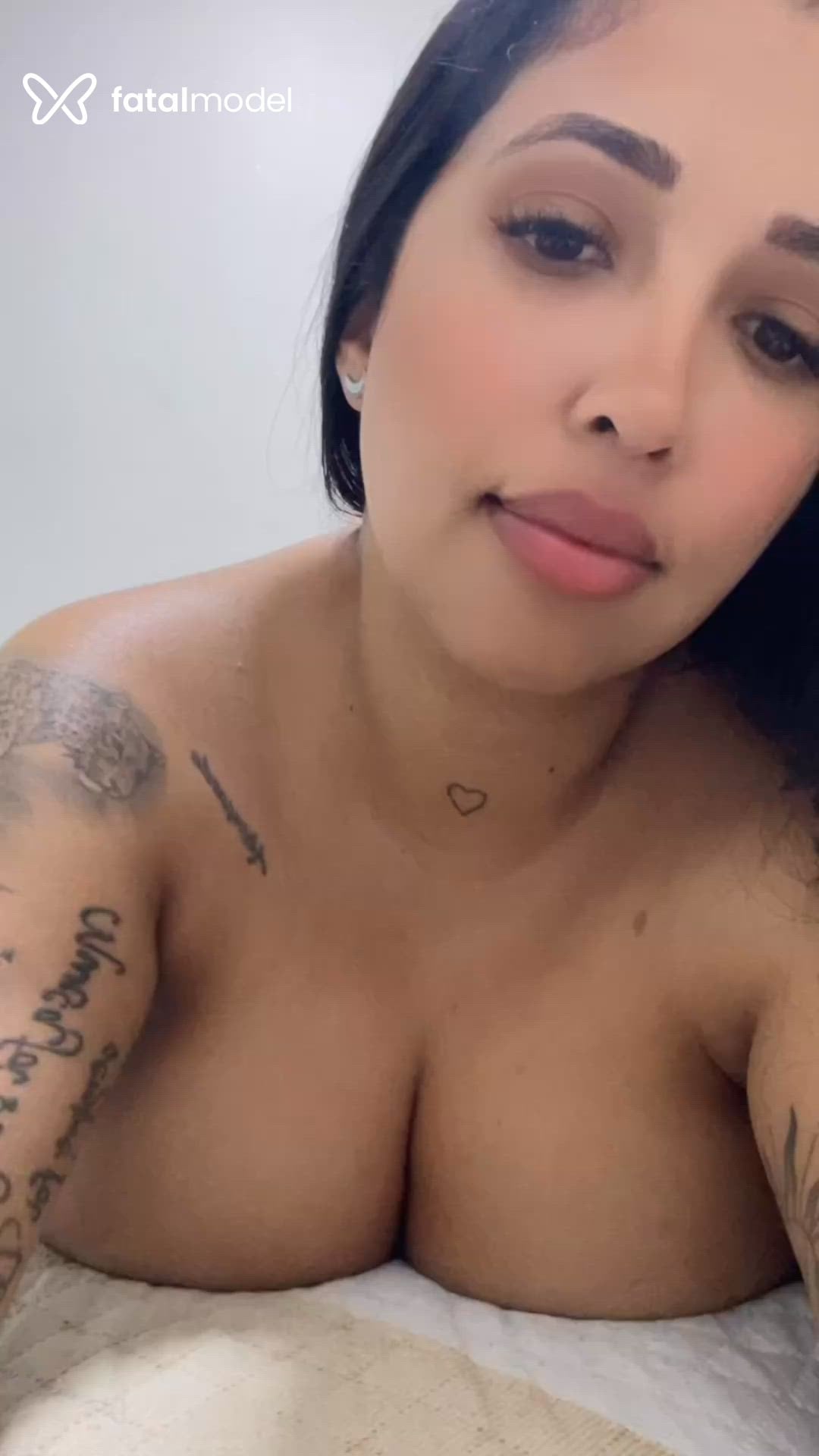 Acompanhante mulher morena (o) de olhos castanhos - Bruninha Barbosa