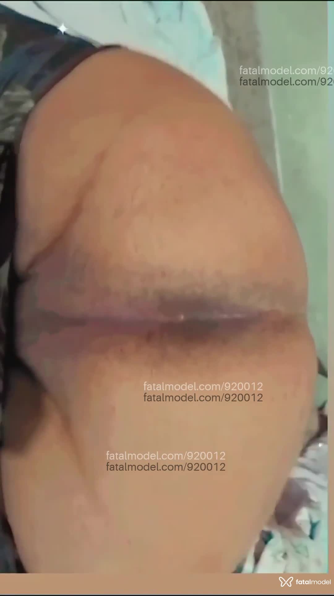 Acompanhante homem com cabelo castanho de olhos castanhos - Landara
