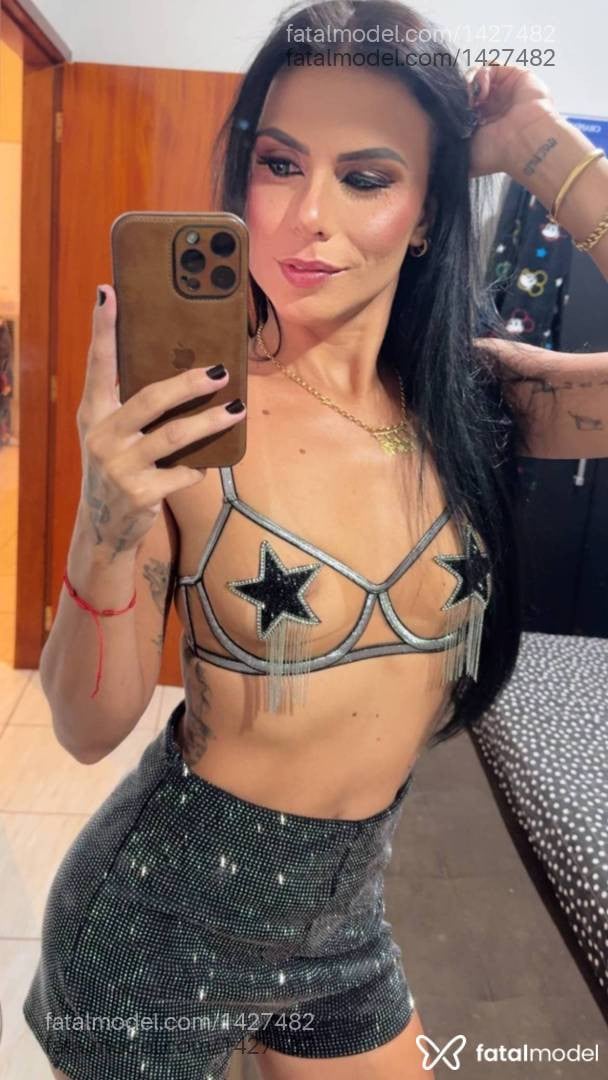 Acompanhante mulher morena (o) de olhos castanhos - Kerolen Talita