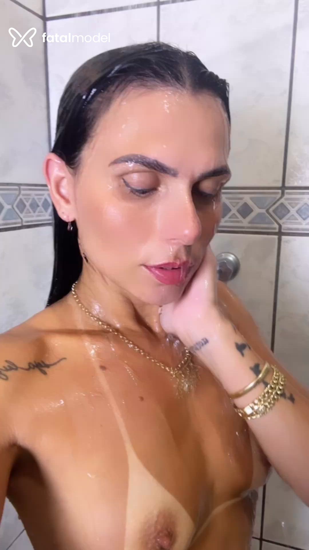 Acompanhante mulher morena (o) de olhos castanhos em Santa Fé do Sul - Kerolen Talita