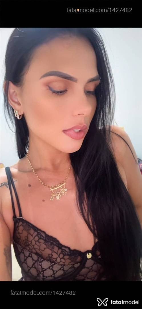 Acompanhante mulher morena (o) de olhos castanhos - Kerolen Talita