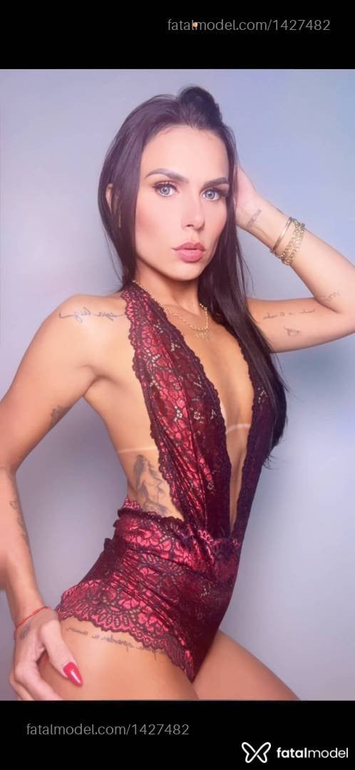 Acompanhante mulher morena (o) de olhos castanhos em Santa Fé do Sul - Kerolen Talita