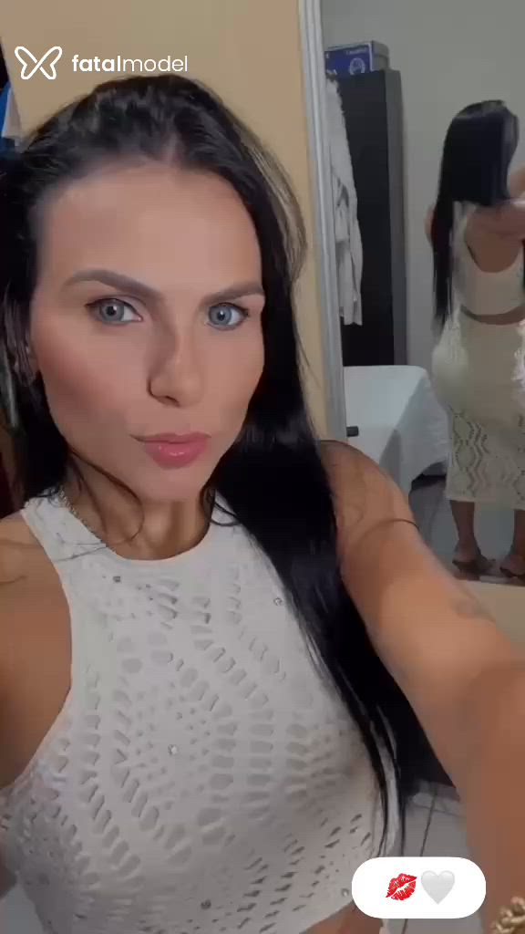 Acompanhante mulher morena (o) de olhos castanhos - Kerolen Talita