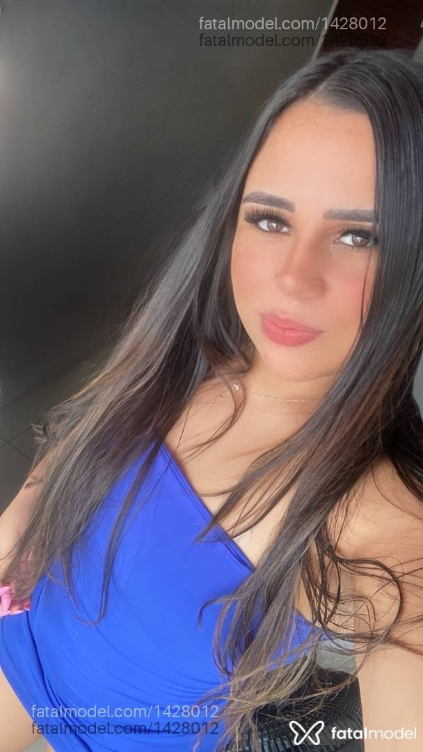 Acompanhante mulher morena (o) de olhos castanhos - Sofia