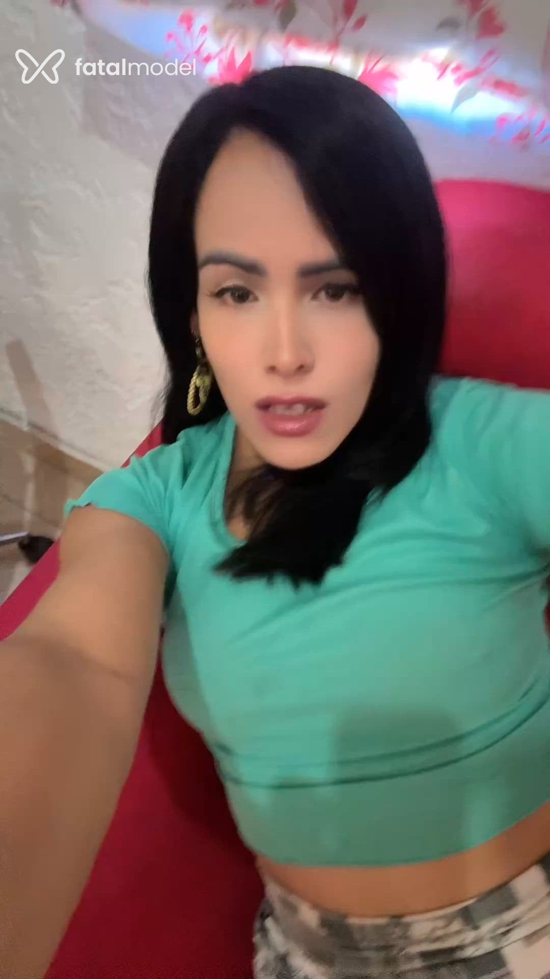 Acompanhante travesti morena (o) de olhos pretos em Virtual Acompanhante travesti morena (o) de olhos pretos em Virtual - Angel