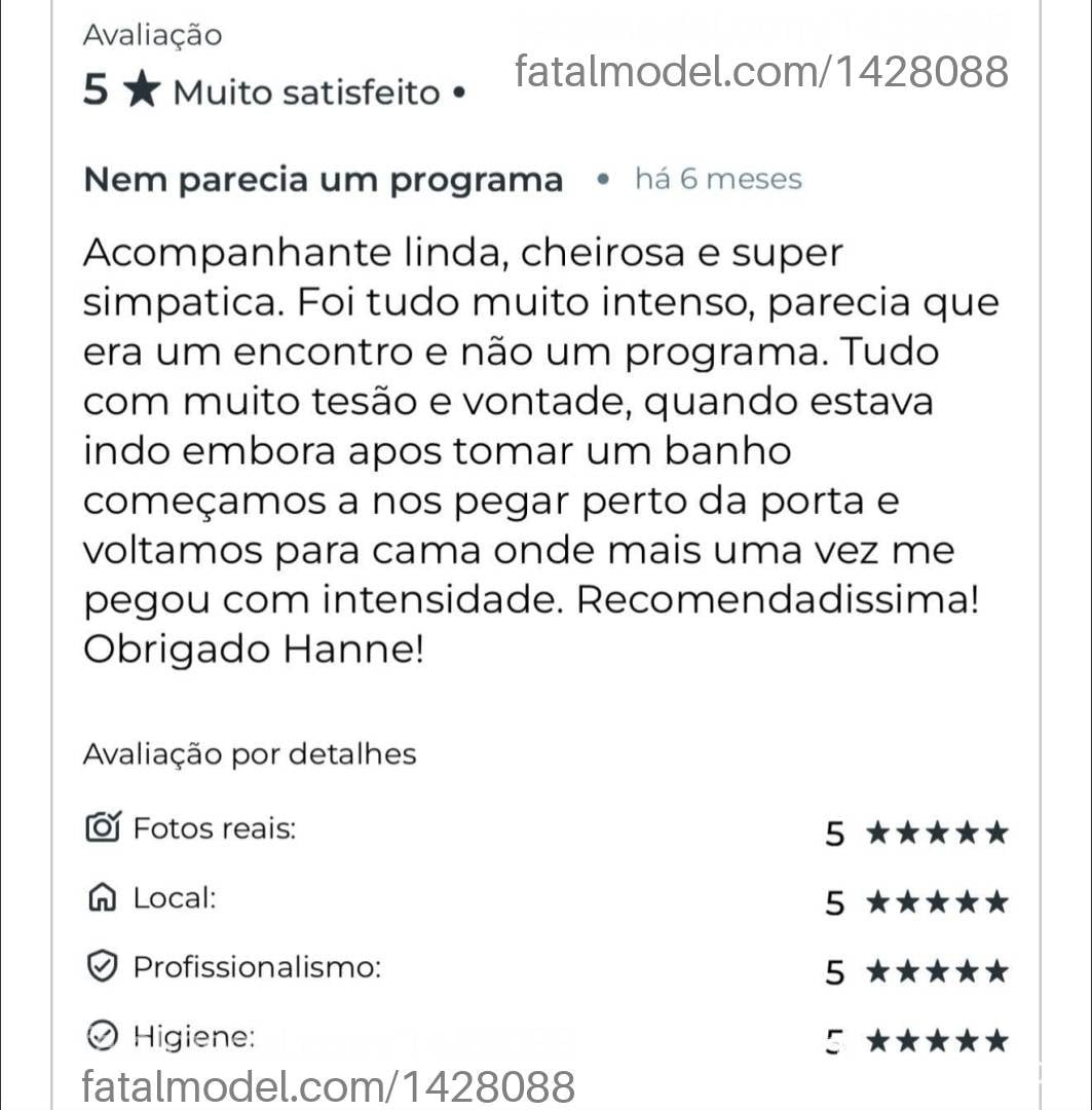 Acompanhante mulher trans morena (o) de olhos castanhos - Hanne Martins