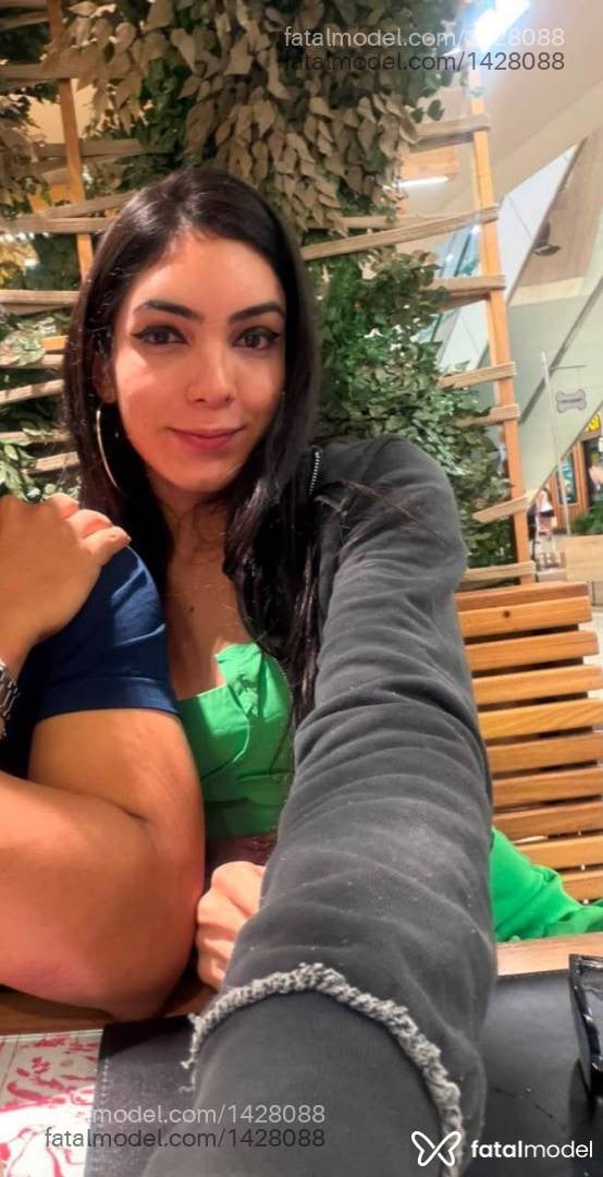 Acompanhante mulher trans morena (o) de olhos castanhos em Sinop - Hanne Martins