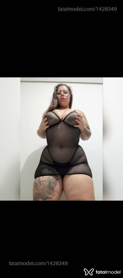 Acompanhante mulher com cabelo castanho de olhos castanhos - Lara santos
