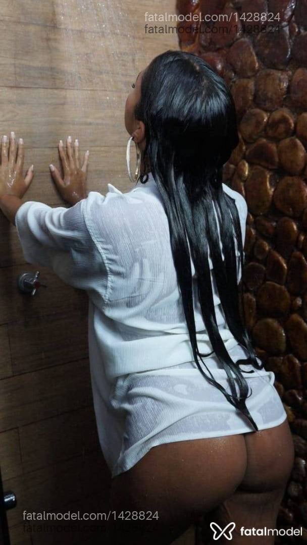 Acompanhante mulher com cabelo castanho de olhos castanhos em São Mateus - Bianca Barcellos