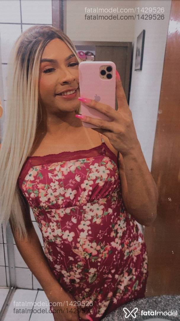 Acompanhante mulher trans loira (o) de olhos castanhos em Feira de Santana Acompanhante mulher trans loira (o) de olhos castanhos em Feira de Santana - Ellen Ferraz