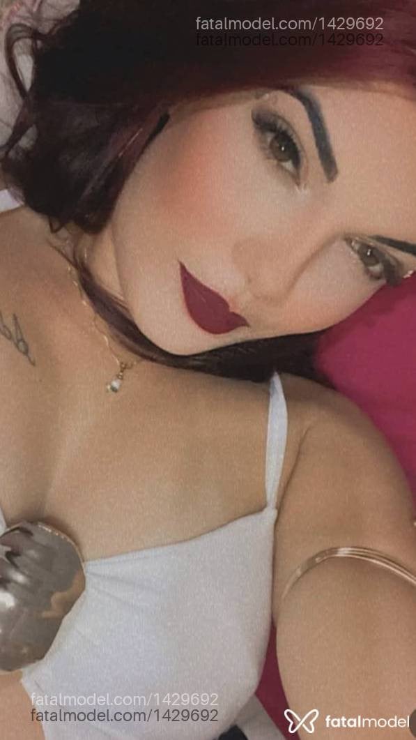 Acompanhante mulher com cabelo castanho de olhos castanhos em Paragominas - Mirella Santiago