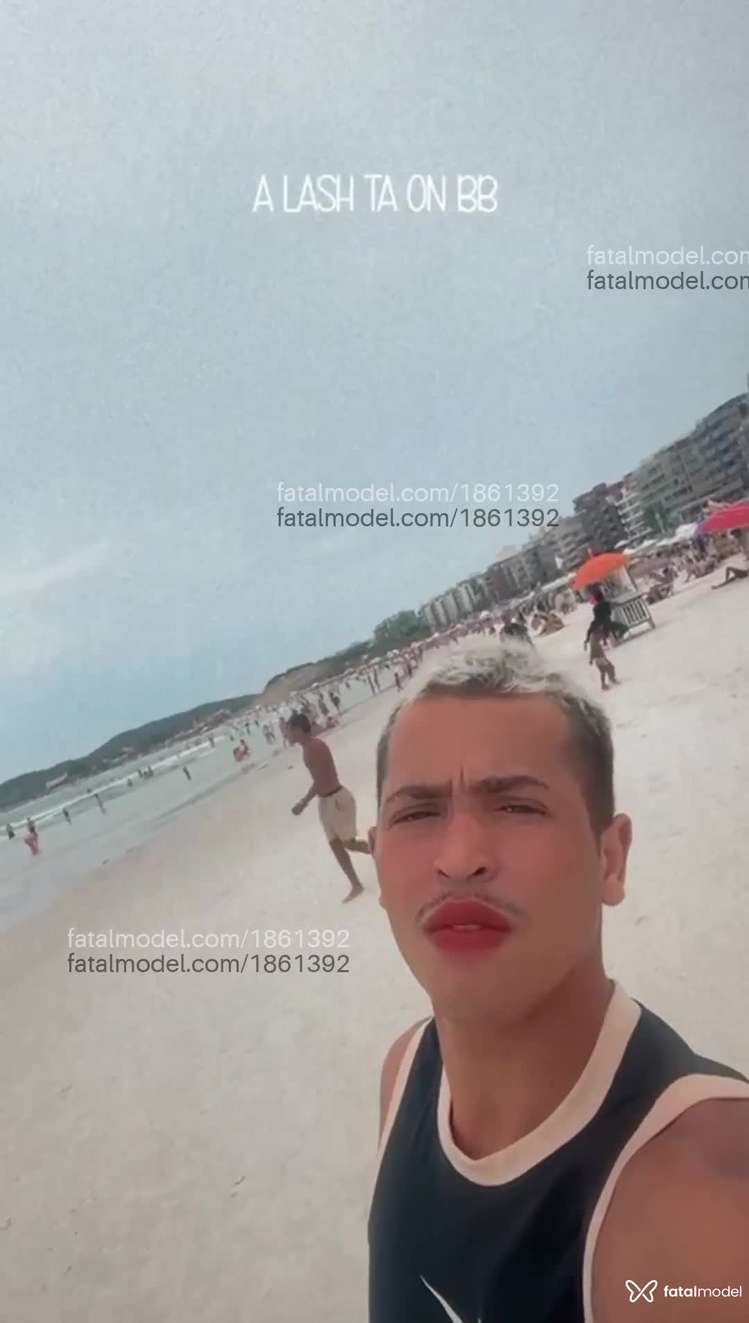 Acompanhante homem loira (o) de olhos pretos em Rio de Janeiro Acompanhante homem loira (o) de olhos pretos em Rio de Janeiro - Nair Magalhães