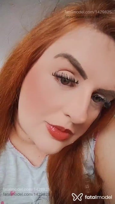 Acompanhante mulher ruiva (o) de olhos mel em Porto Alegre - Gaby Reis