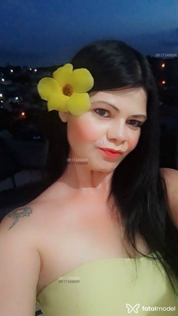 Acompanhante mulher morena (o) de olhos castanhos em Guaratuba - Carol Branquinflôr