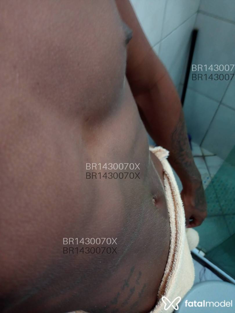 Acompanhante homem morena (o) de olhos castanhos em Cabo Frio Acompanhante homem morena (o) de olhos castanhos em Cabo Frio - Yan Rhuan