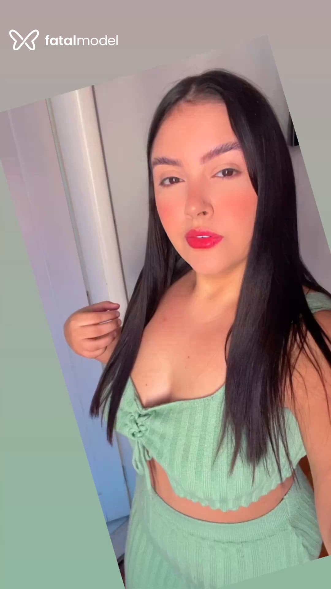 Acompanhante mulher morena (o) de olhos castanhos em Juiz de Fora Acompanhante mulher morena (o) de olhos castanhos em Juiz de Fora - Luiza Ferrari