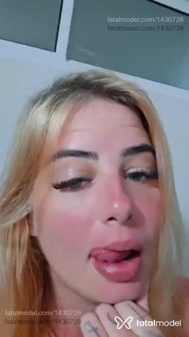Acompanhante mulher loira (o) de olhos azuis em Poá Acompanhante mulher loira (o) de olhos azuis em Poá - Natasha mello