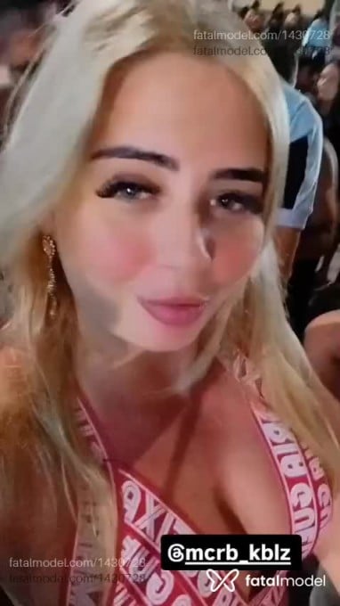 Acompanhante mulher loira (o) de olhos azuis em Poá Acompanhante mulher loira (o) de olhos azuis em Poá - Natasha mello