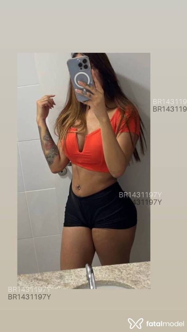 Acompanhante mulher com cabelo castanho de olhos castanhos em Barretos - Brenda