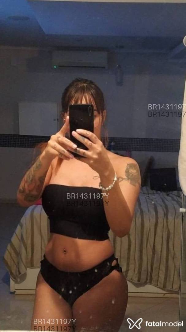 Acompanhante mulher com cabelo castanho de olhos castanhos em Barretos - Brenda