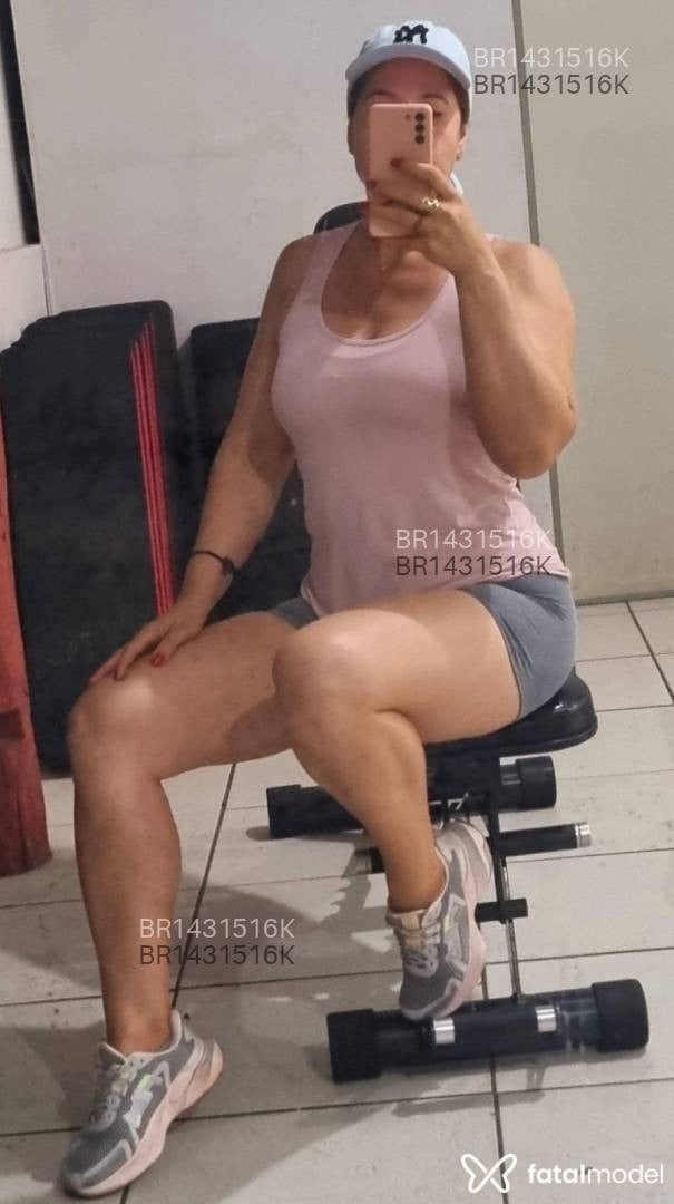 Acompanhante mulher loira (o) de olhos castanhos em Paranaíba Acompanhante mulher loira (o) de olhos castanhos em Paranaíba - Karina