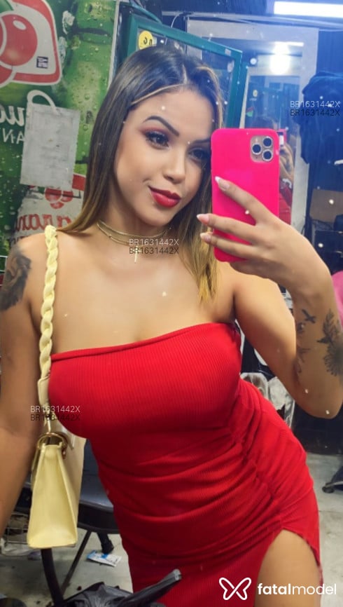Acompanhante mulher com cabelo castanho de olhos mel em Belo Horizonte - Clara